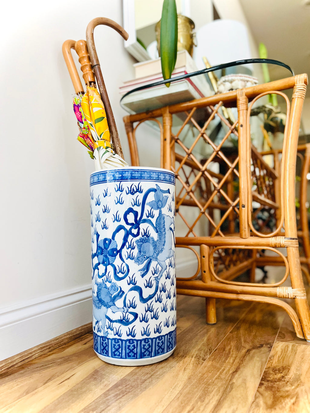 Blue & white chinoiserie umbrella holder