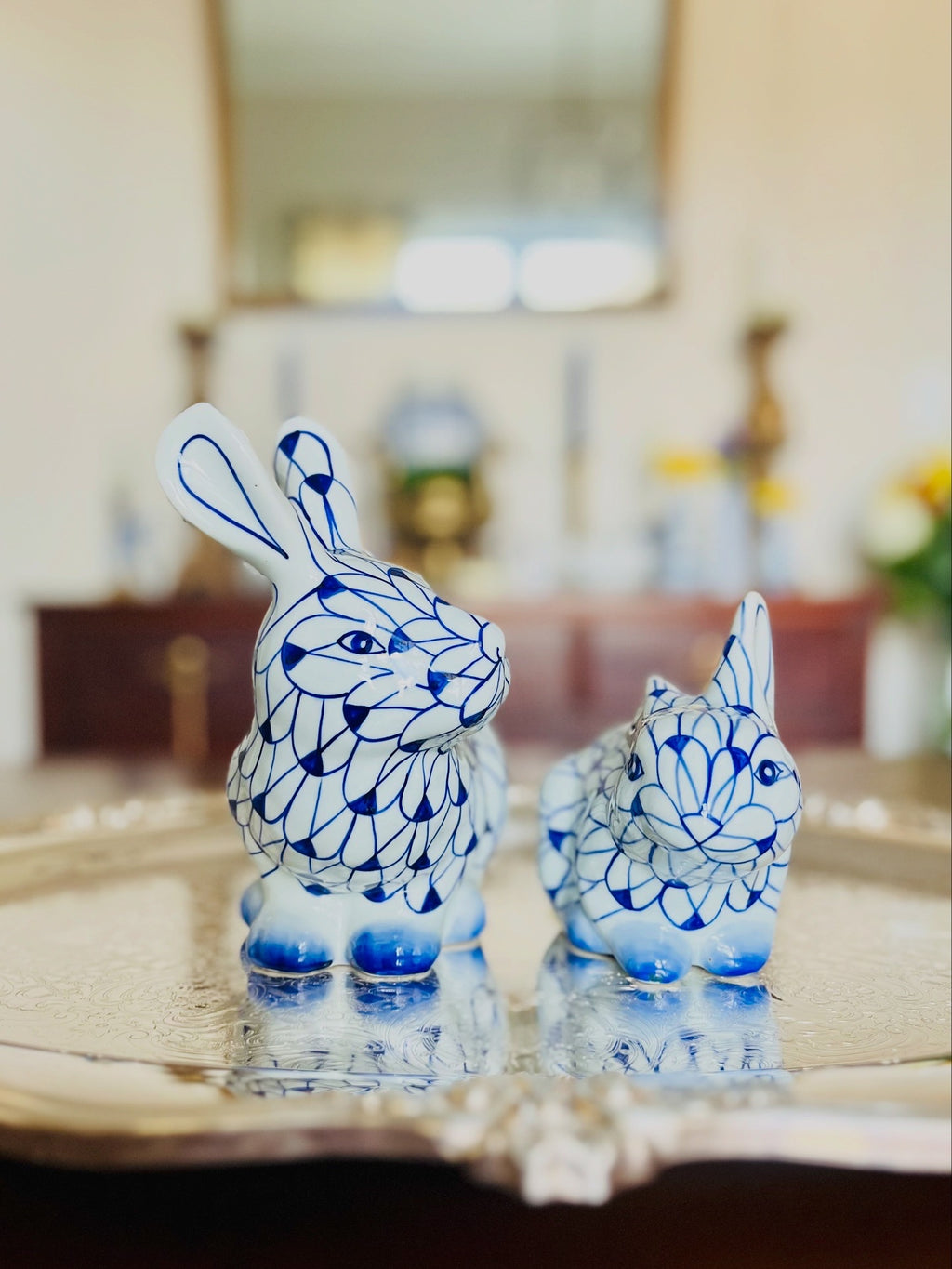 Blue & white porcelain bunny (large)