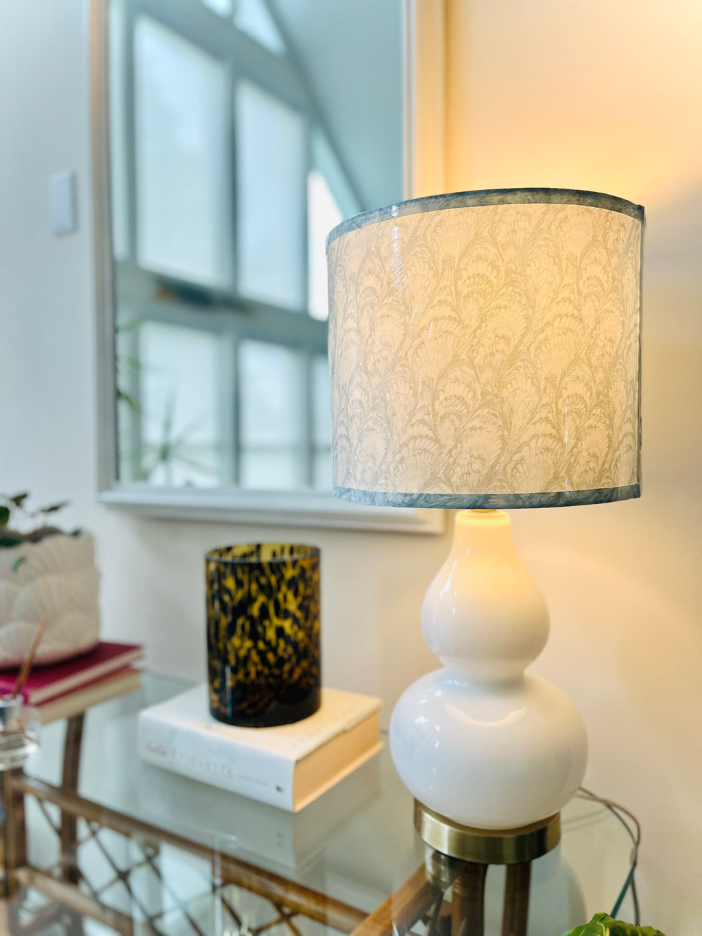 White glass table lamp 24”