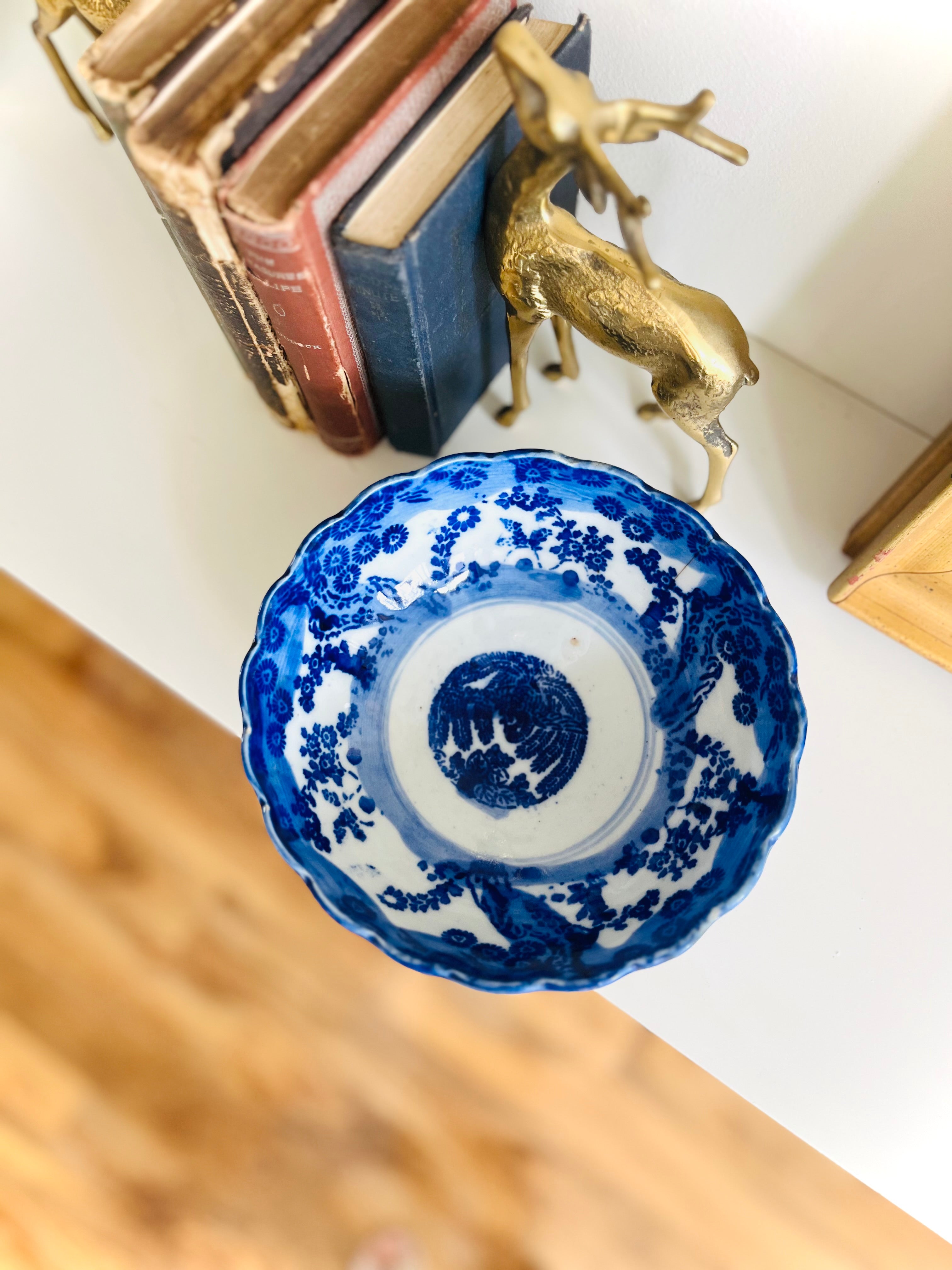 Blue & white antique rice bowl