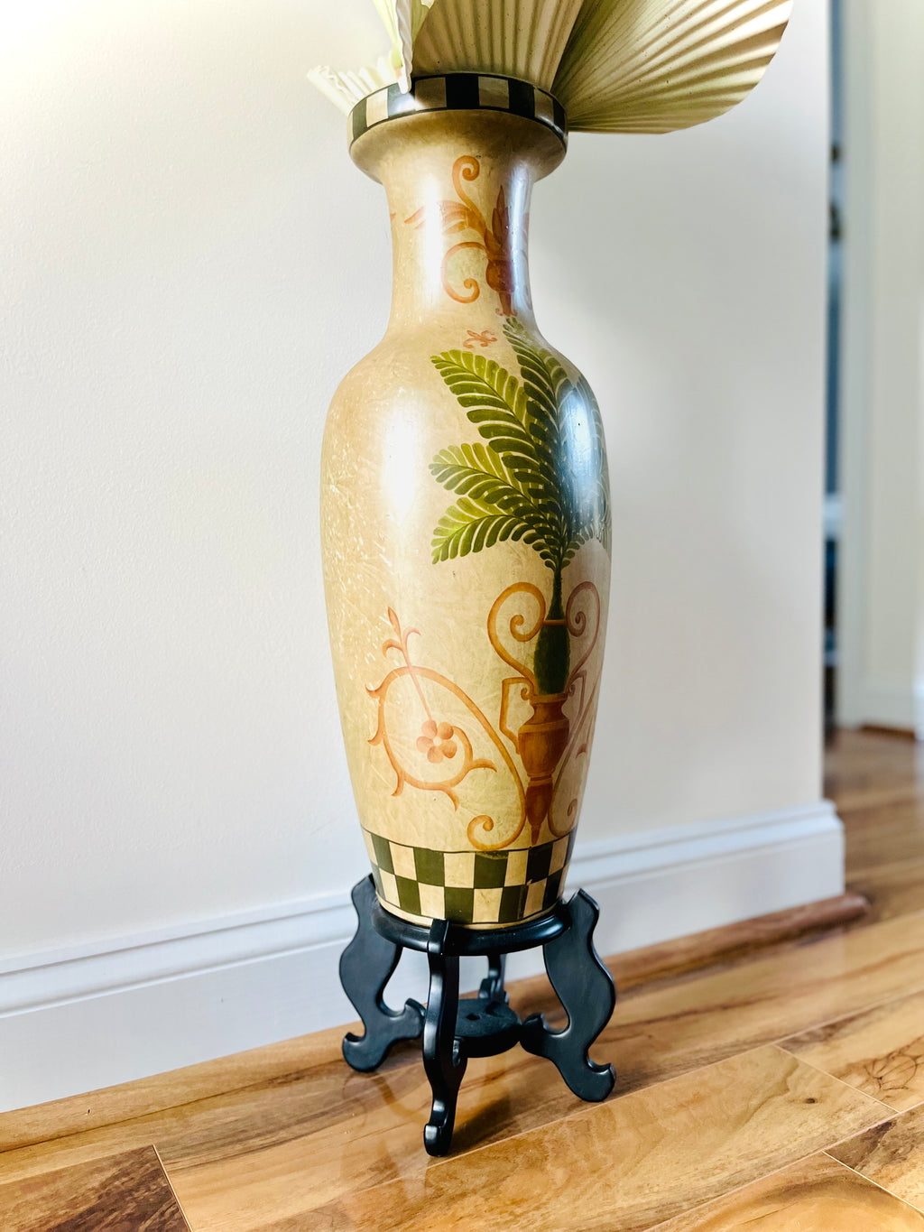 Palm floor vase