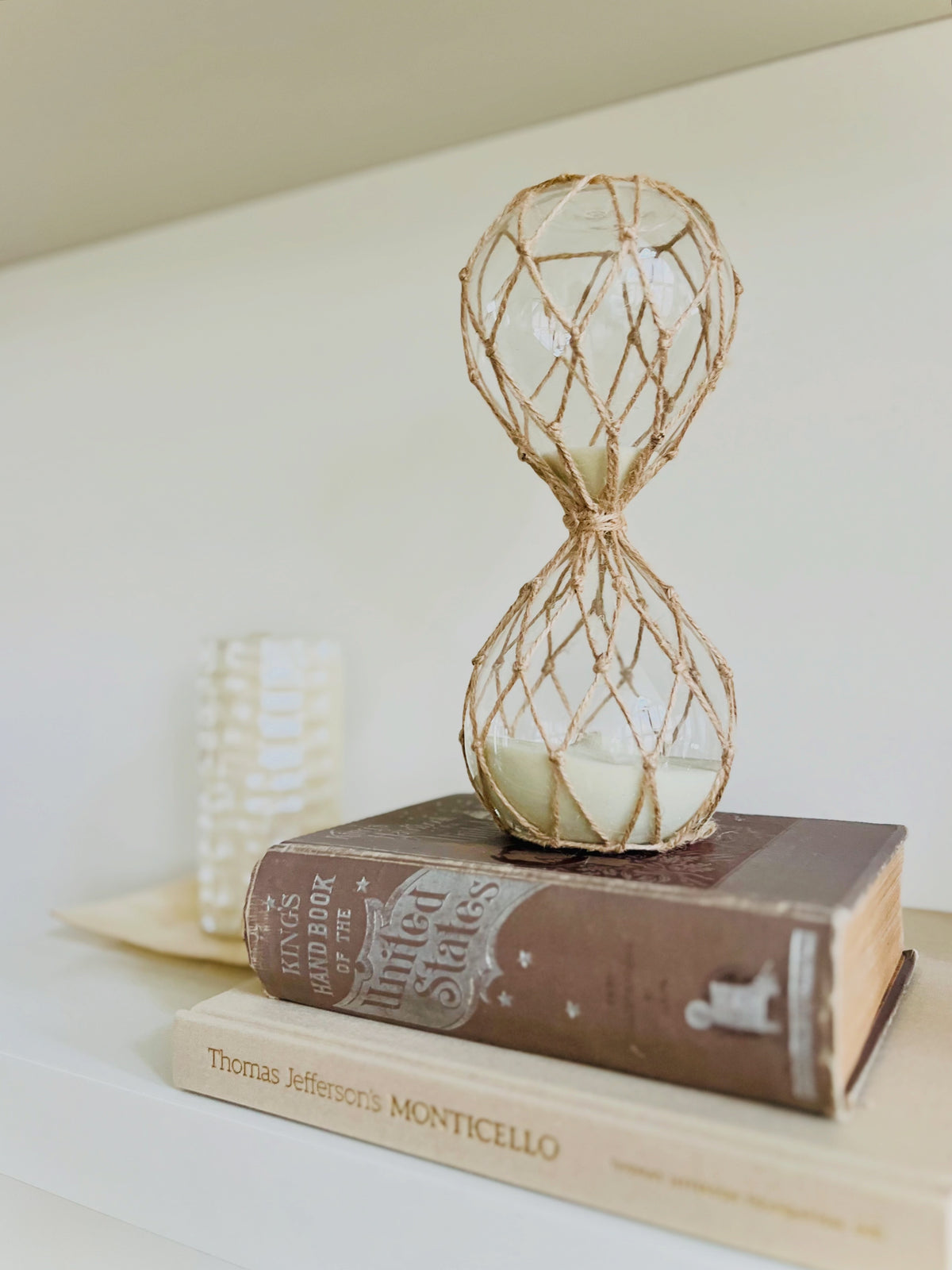Natural sand & jute hourglass