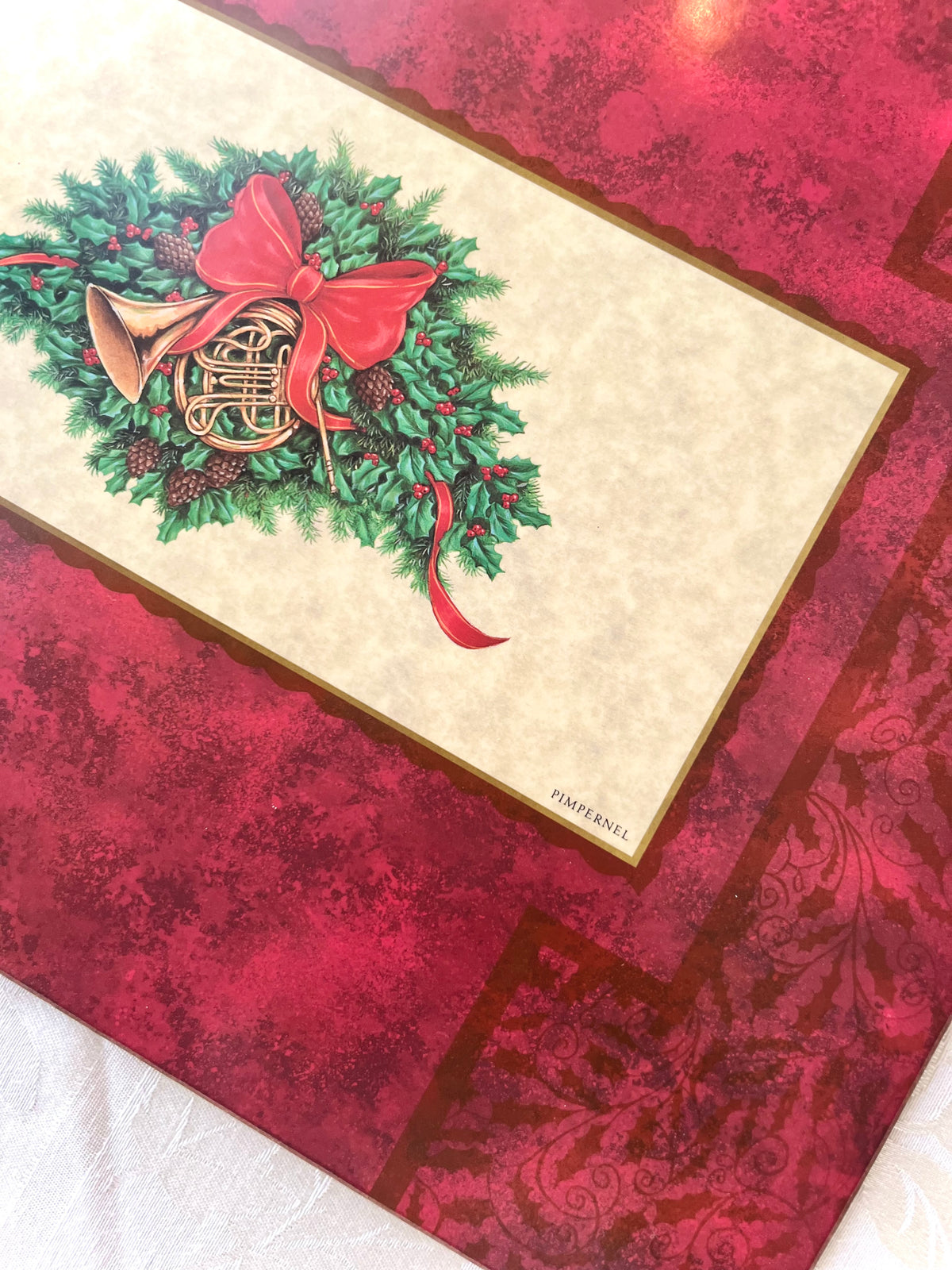 Pimpernel French horn & holly placemats (4)