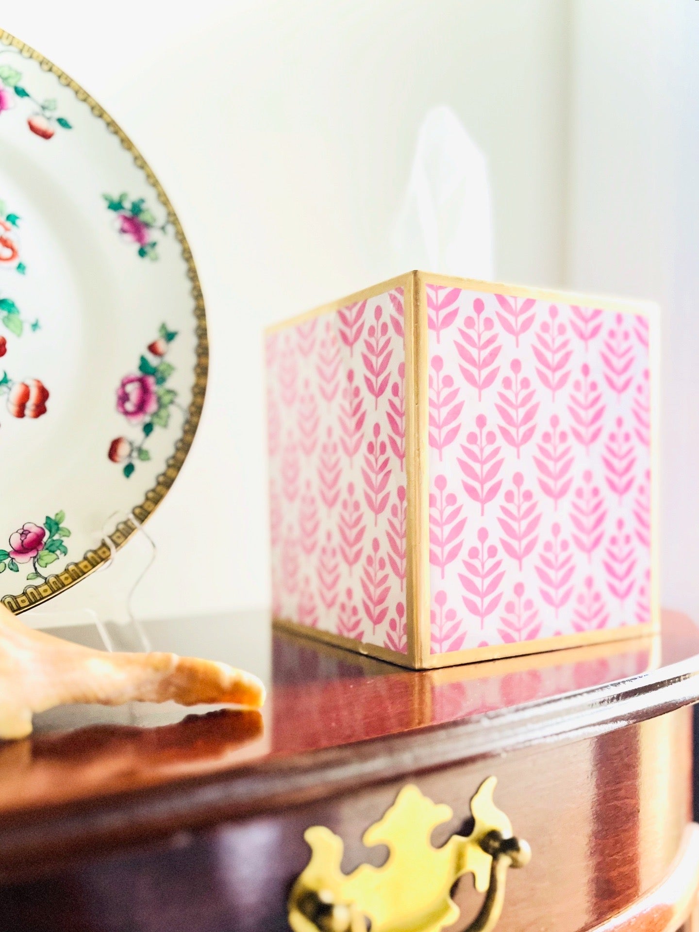 Pink & white tissue box cover