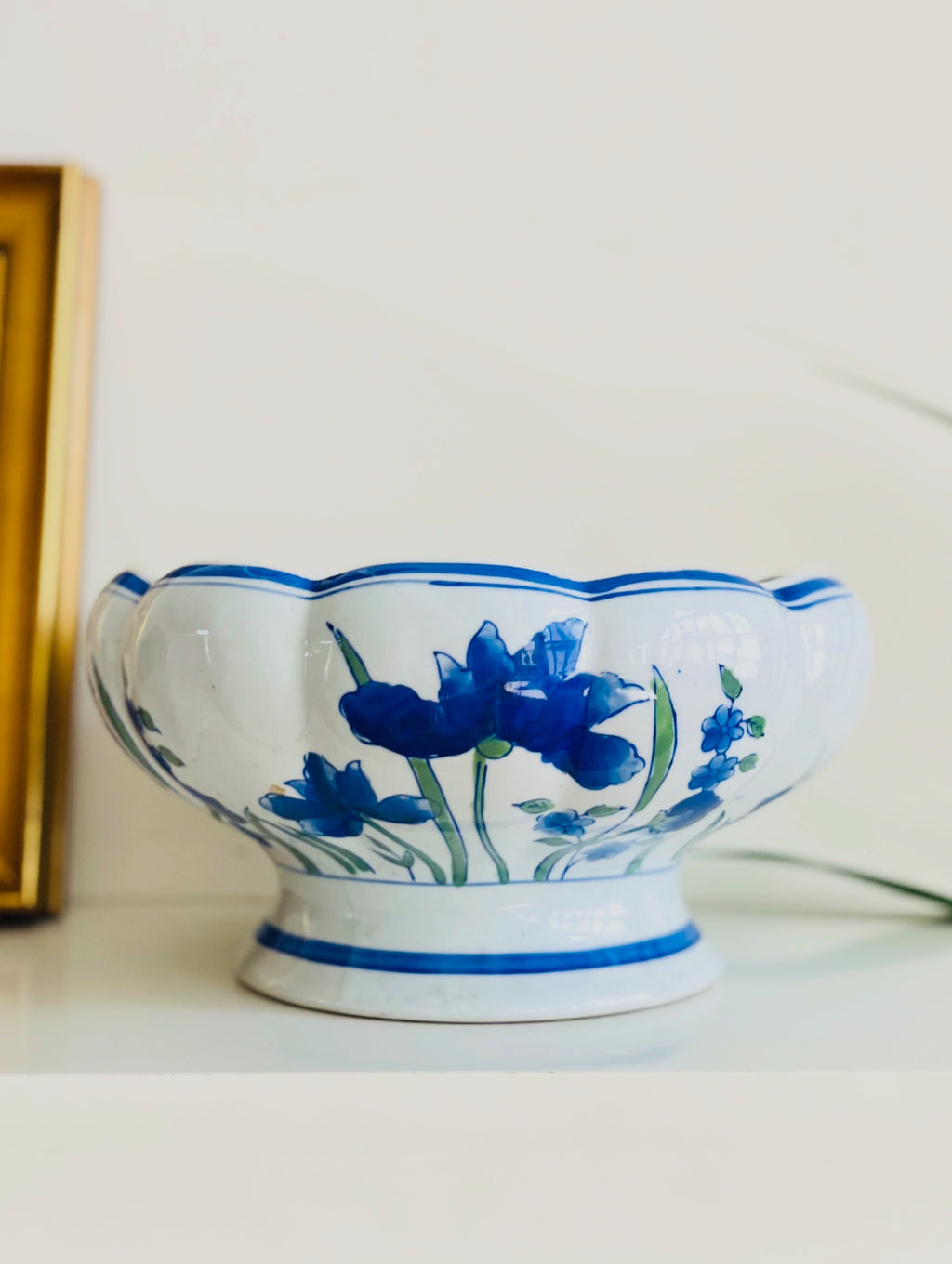 Floral chinoiserie pedestal planter