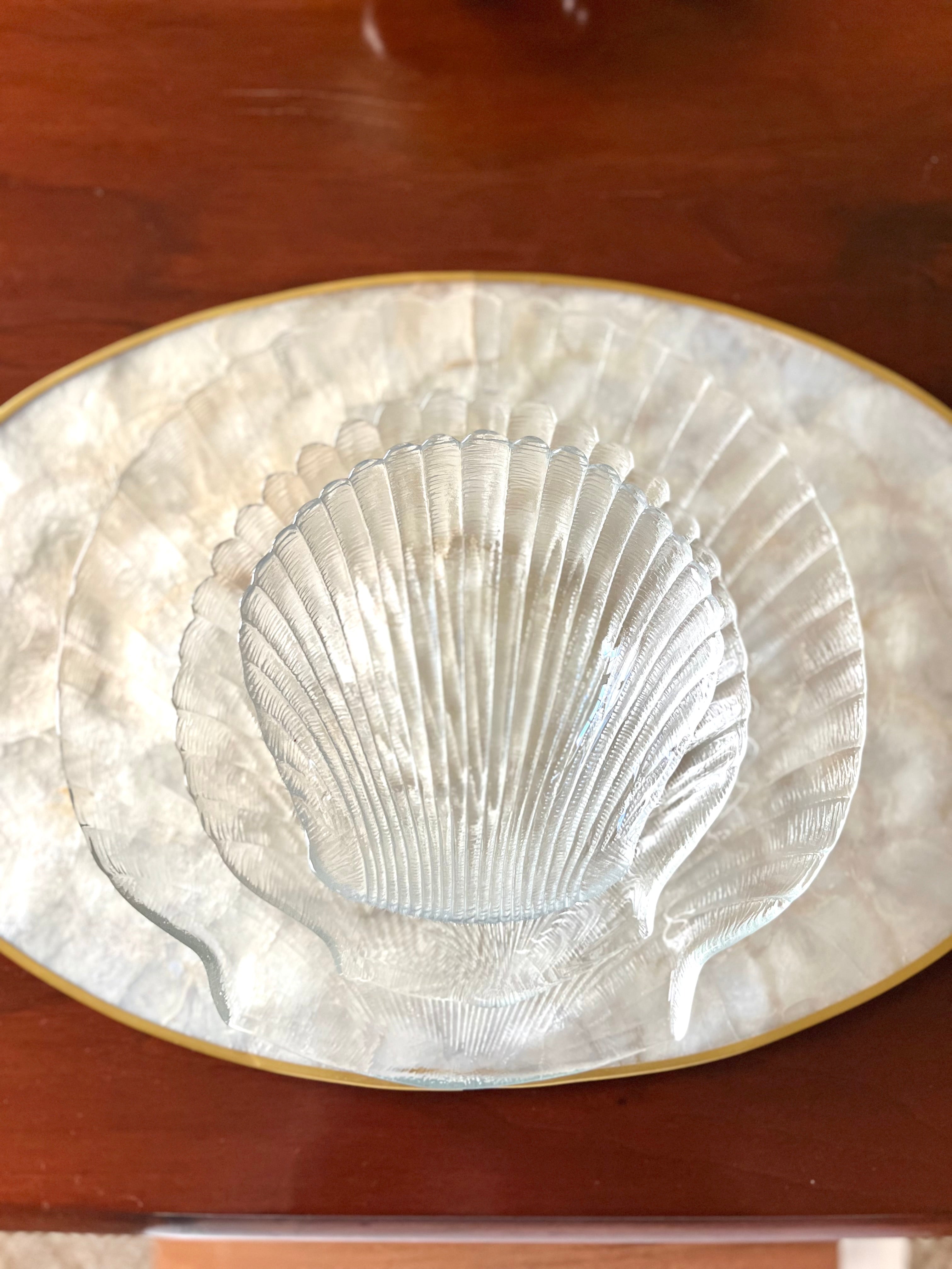 Arcoroc 12 piece shell dining set