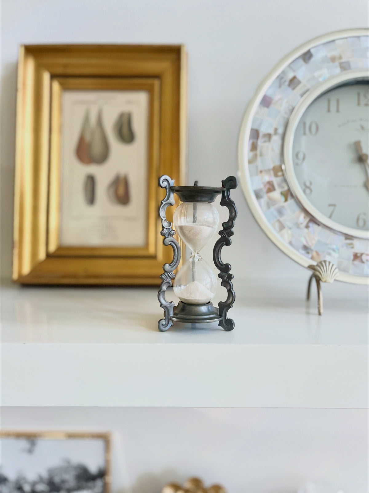 Mini metal hourglass (5 mins)