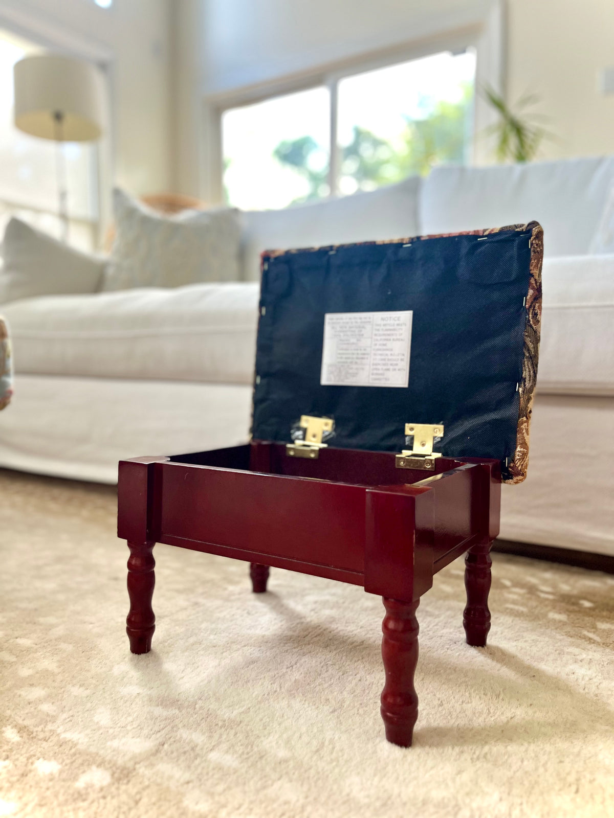 Floral footstool/ottaman