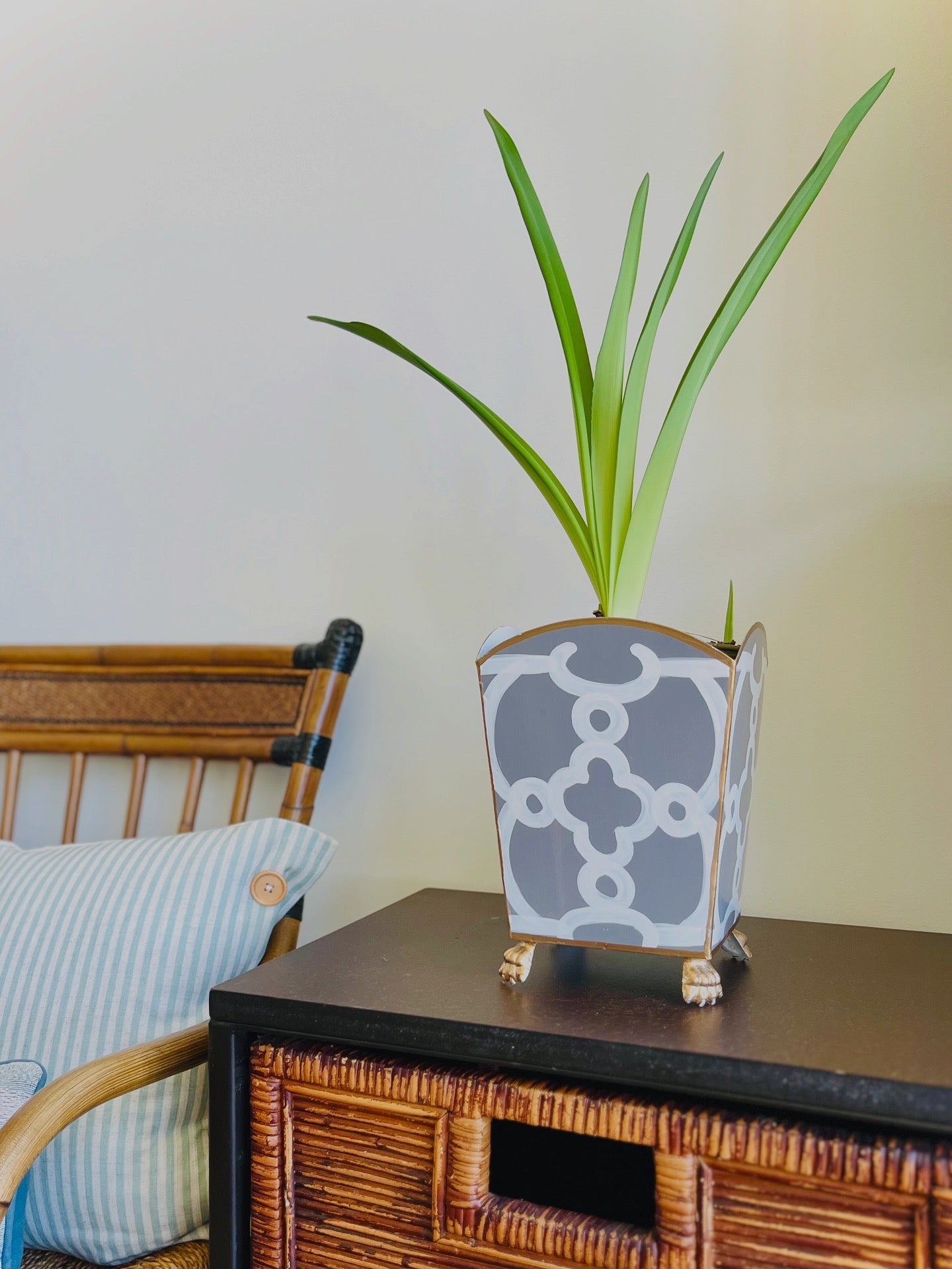 Dana Gibson handpainted cachepot