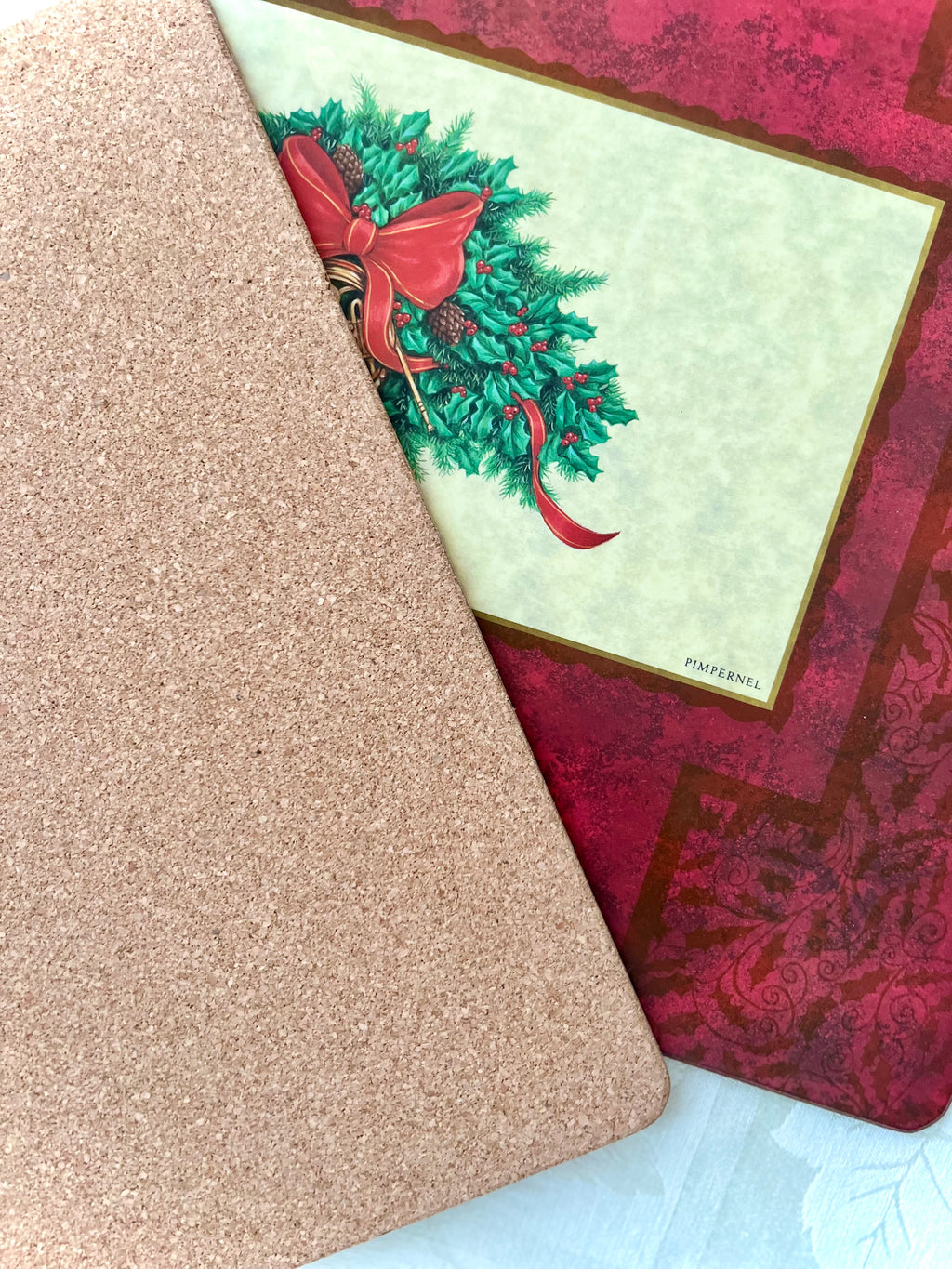 Pimpernel French horn & holly placemats (4)