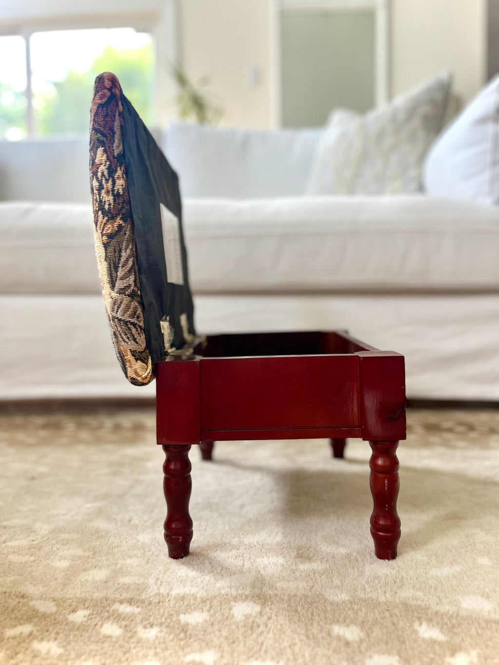 Floral footstool/ottaman