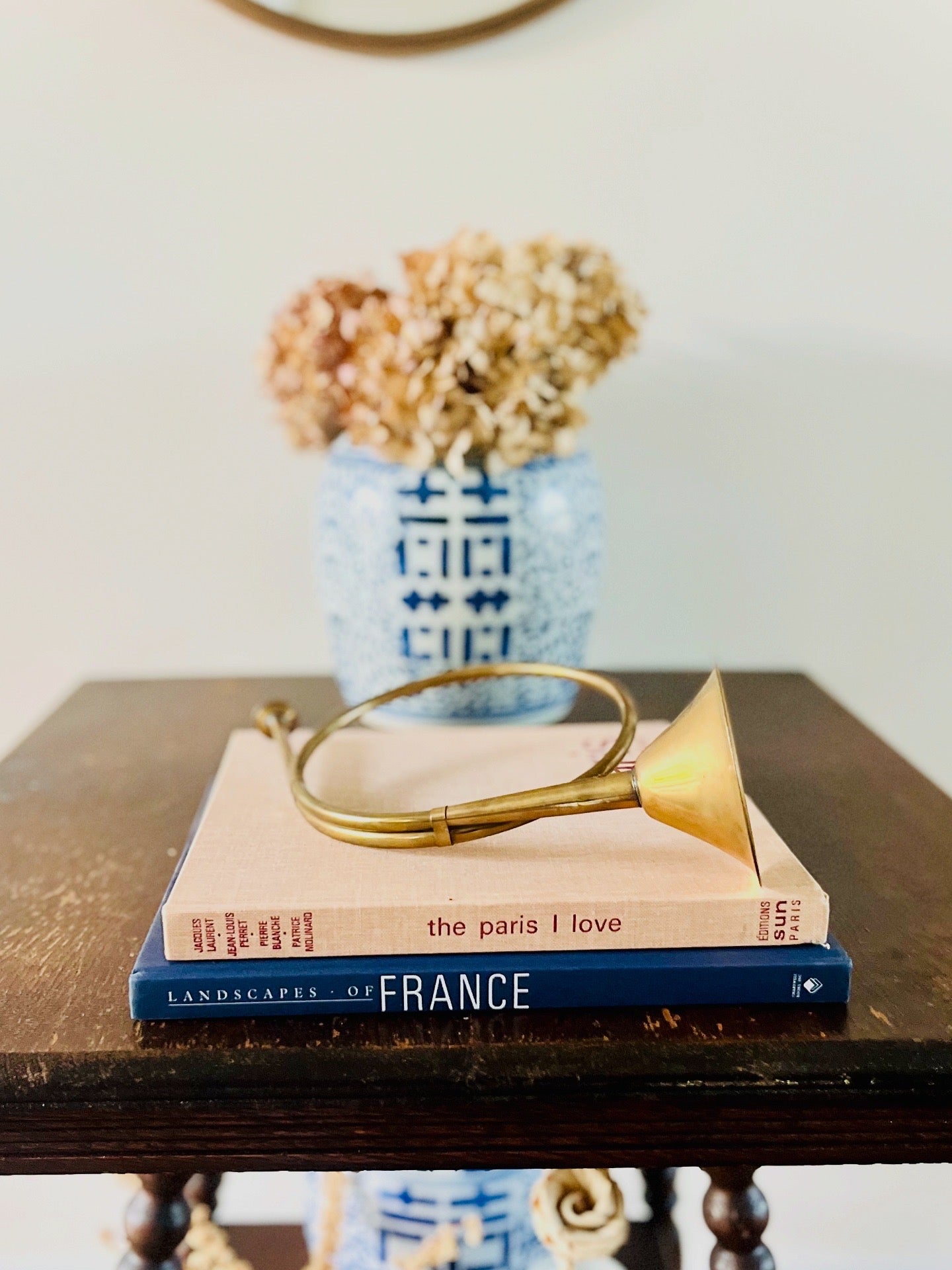 Brass horn 13” wide